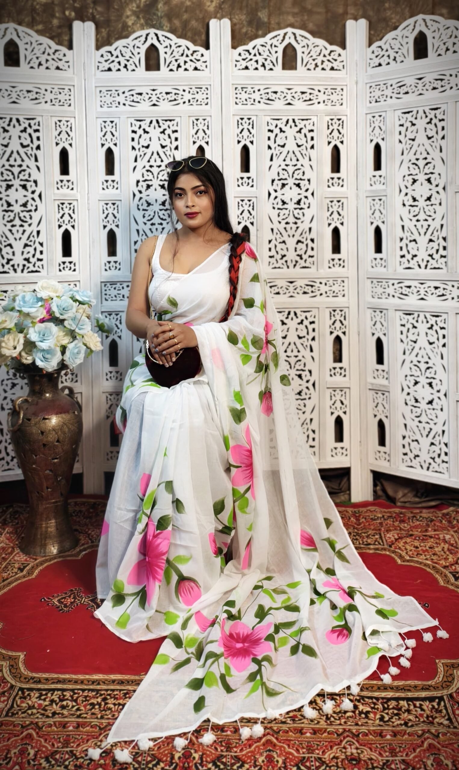 Hand-Painted Floral Mul Cotton Saree – Pure & Breathable Fabric