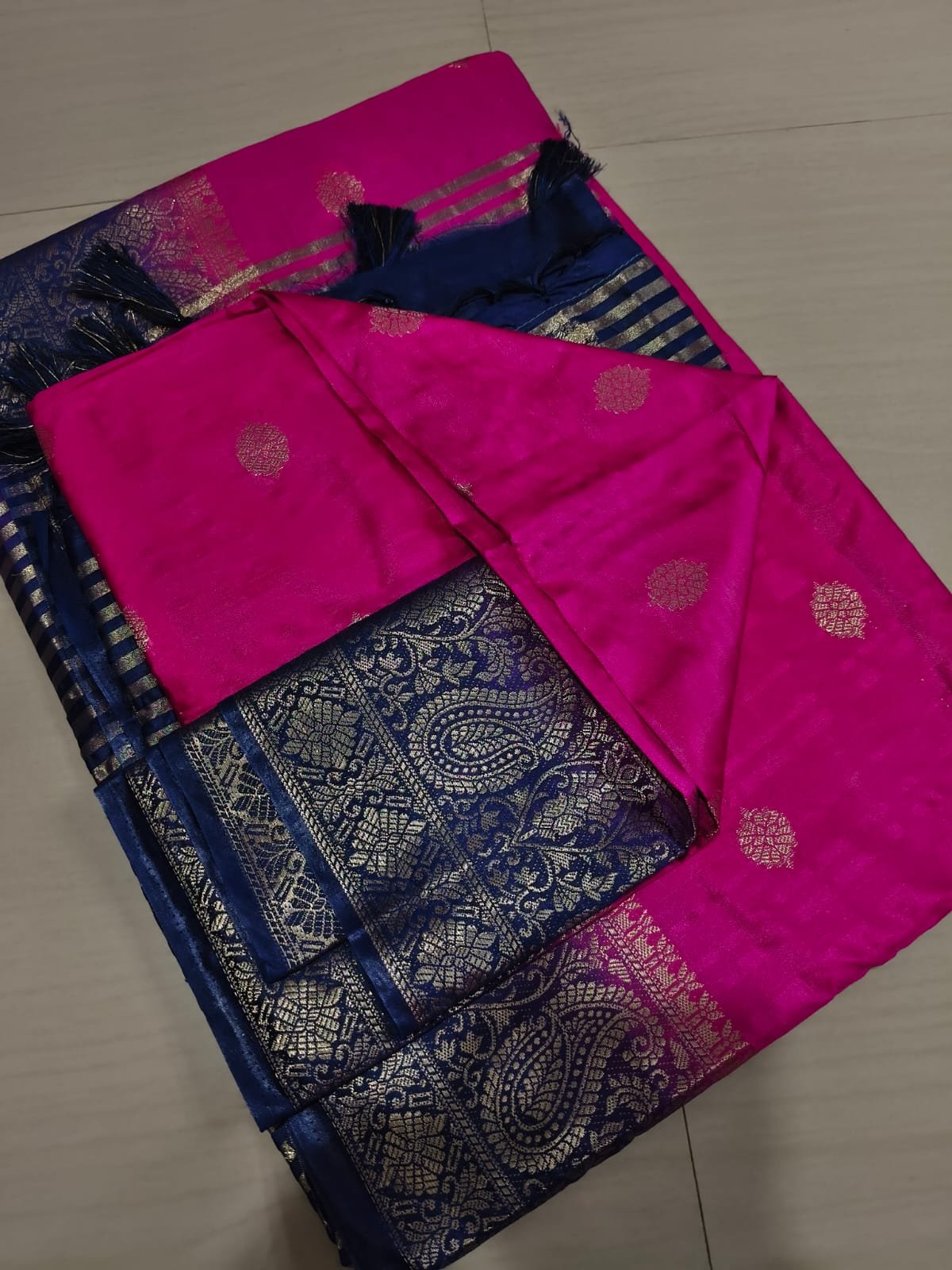 Handwoven Pure Matka Tussar Silk Pink Saree With Zari Border & Striped Pallu (With Blouse Piece)