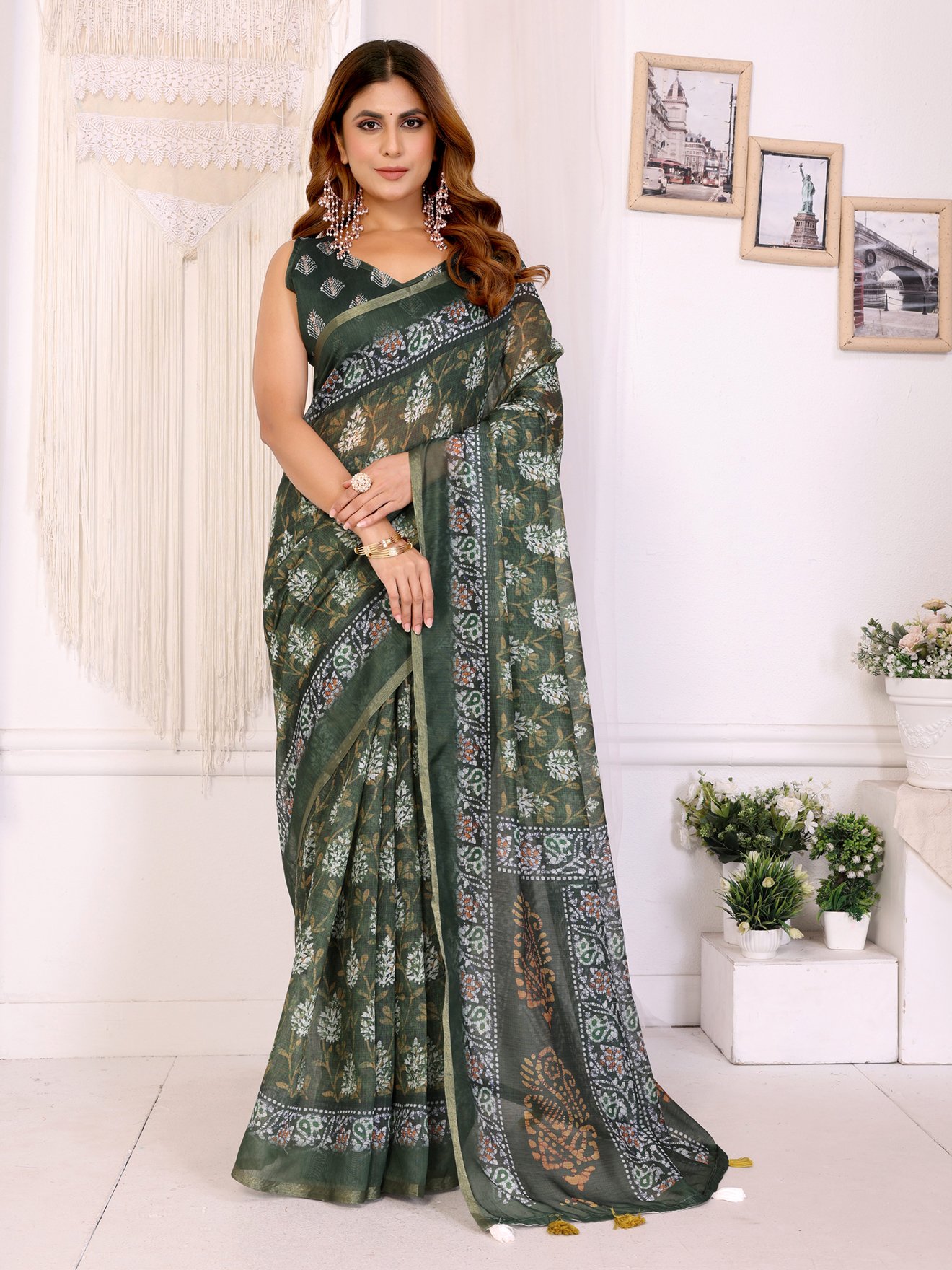Elegant Chanderi Saree with Ethnic Floral Print